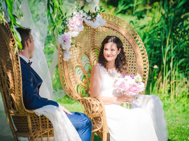 Le mariage de Emeric et Amandine à Ambronay, Ain 1