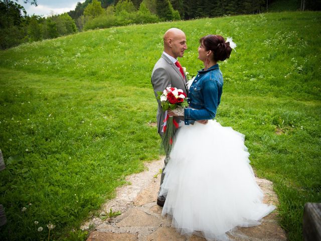 Le mariage de Mickaël et Gaëlle à Chaux-des-Crotenay, Jura 20