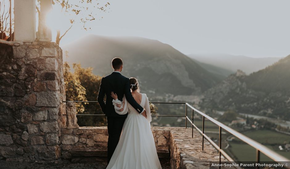 Le mariage de Nicholas et Lucie à Entrevaux, Alpes-de-Haute-Provence