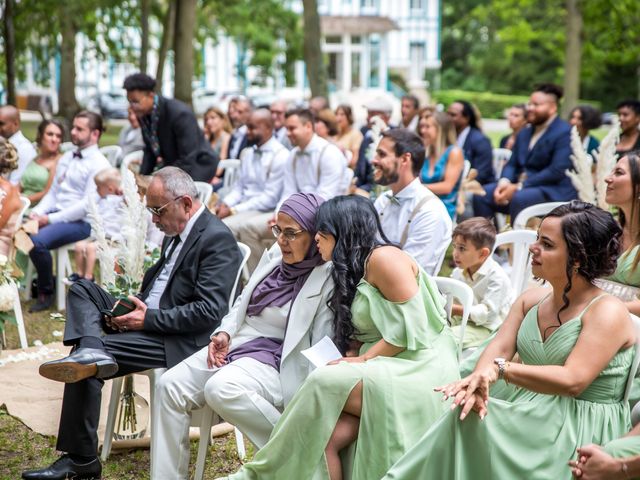 Le mariage de Tanguy et Esen à Clichy-sous-Bois, Seine-Saint-Denis 32