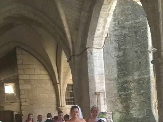 Le mariage de Christophe  et Ingrid à Villeneuve-les-Avignon, Gard 21