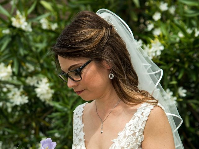 Le mariage de Julien et Elodie à Mérignac, Gironde 7