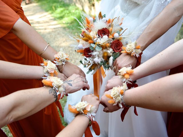 Le mariage de Stéphanie et Sébastien à Senonches, Eure-et-Loir 33