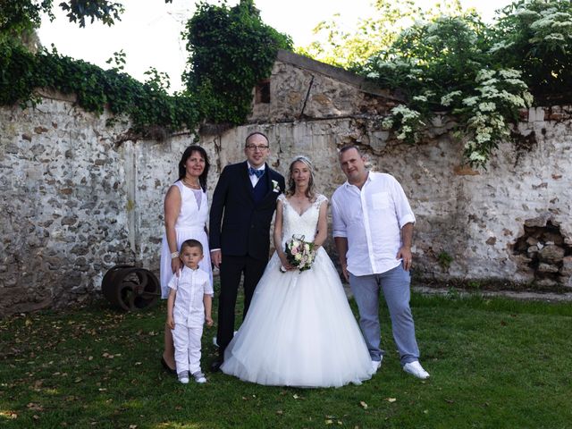 Le mariage de Jérôme et Nathalie à Moissy-Cramayel, Seine-et-Marne 97