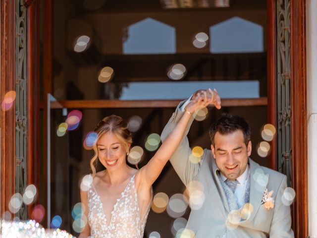 Le mariage de Nicolas et Élodie à Bormes-les-Mimosas, Var 1