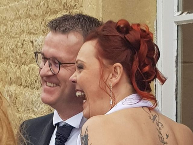 Le mariage de Olivier et Natacha à Cauvicourt, Calvados 15