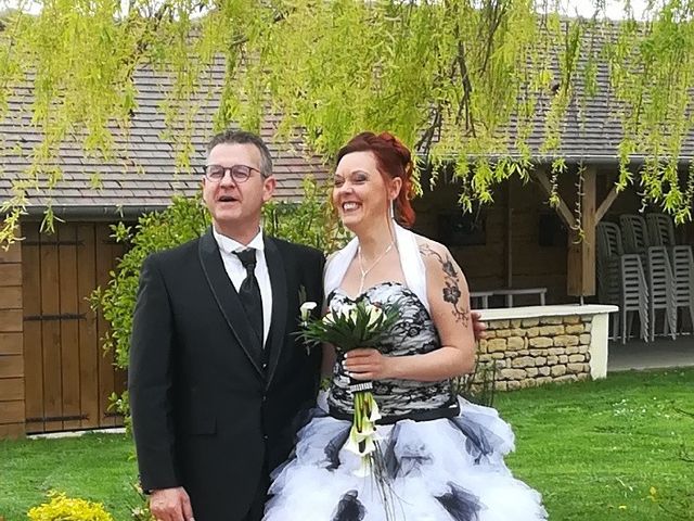 Le mariage de Olivier et Natacha à Cauvicourt, Calvados 31