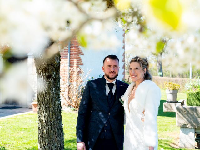 Le mariage de Alexandre et Géraldine à Saint-André-sur-Vieux-Jonc, Ain 13