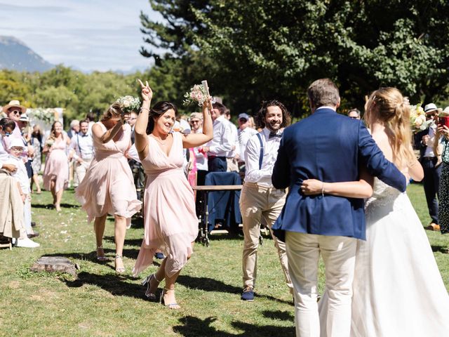 Le mariage de Thibault et Charlotte à Saint-Sixt, Haute-Savoie 55