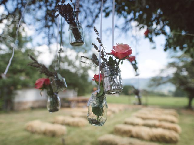 Le mariage de Jamie et Megan à Bertignat, Puy-de-Dôme 18