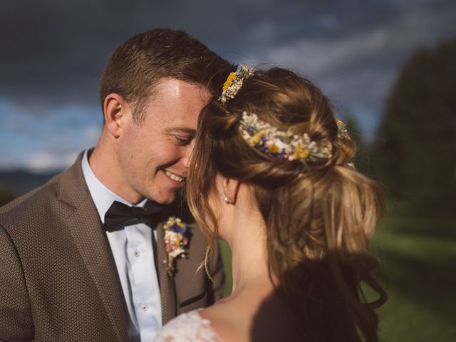 Le mariage de Jamie et Megan à Bertignat, Puy-de-Dôme 36