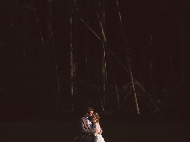 Le mariage de Jamie et Megan à Bertignat, Puy-de-Dôme 2