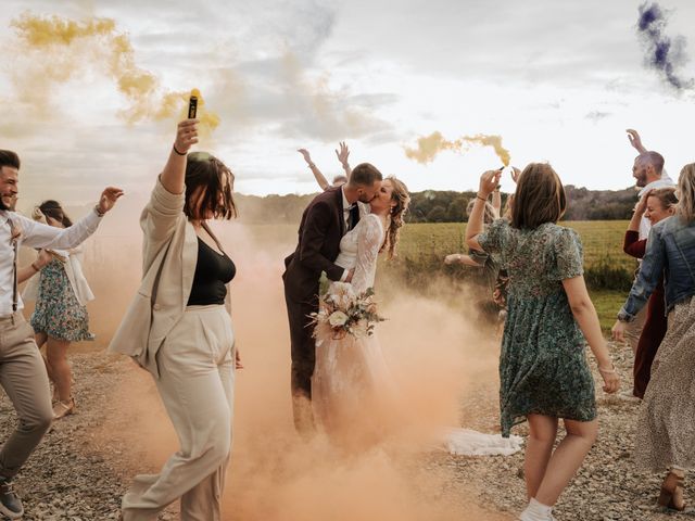 Le mariage de Corentin et Coralie à Bouère, Mayenne 35