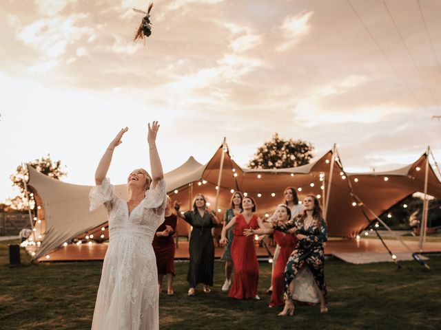 Le mariage de Corentin et Coralie à Bouère, Mayenne 50