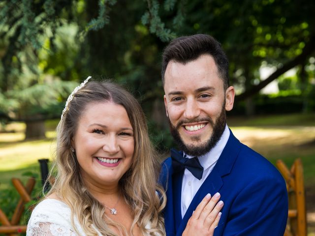 Le mariage de Guillaume et Laura à Saint-Lambert-la-Potherie, Maine et Loire 15