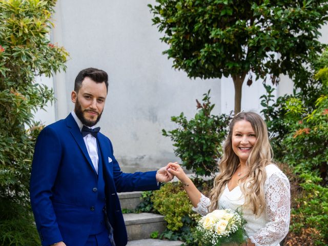 Le mariage de Guillaume et Laura à Saint-Lambert-la-Potherie, Maine et Loire 17