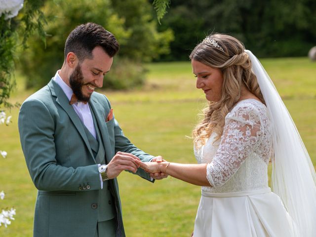 Le mariage de Guillaume et Laura à Saint-Lambert-la-Potherie, Maine et Loire 66