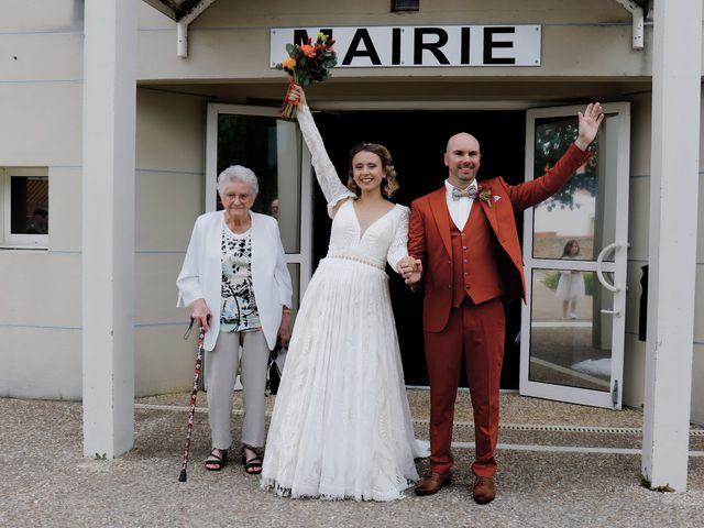 Le mariage de Alexis et Sasha à Moutiers-sur-le-Lay, Vendée 32