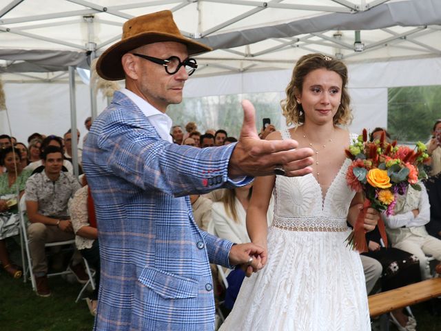 Le mariage de Alexis et Sasha à Moutiers-sur-le-Lay, Vendée 49