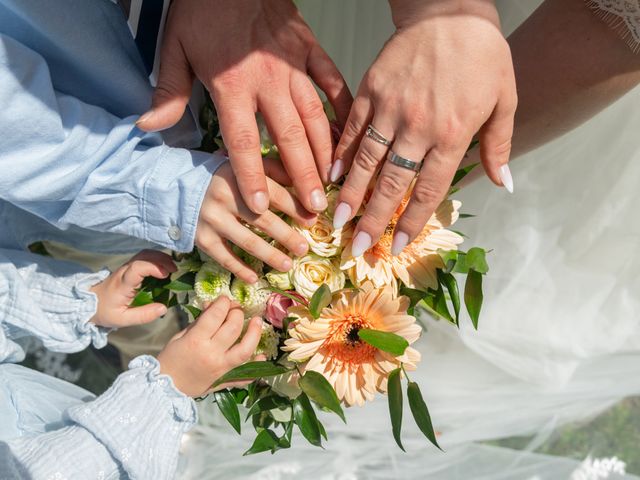 Le mariage de Gaetan et Cindy à Hagenthal-le-Bas, Haut Rhin 16