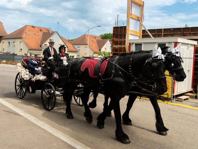 Le mariage de Gaetan et Cindy à Hagenthal-le-Bas, Haut Rhin 28