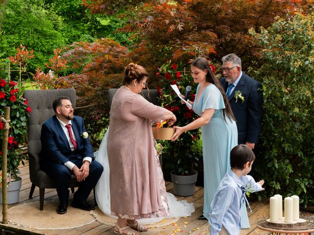 Le mariage de Gaetan et Cindy à Hagenthal-le-Bas, Haut Rhin 149