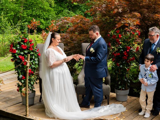 Le mariage de Gaetan et Cindy à Hagenthal-le-Bas, Haut Rhin 166
