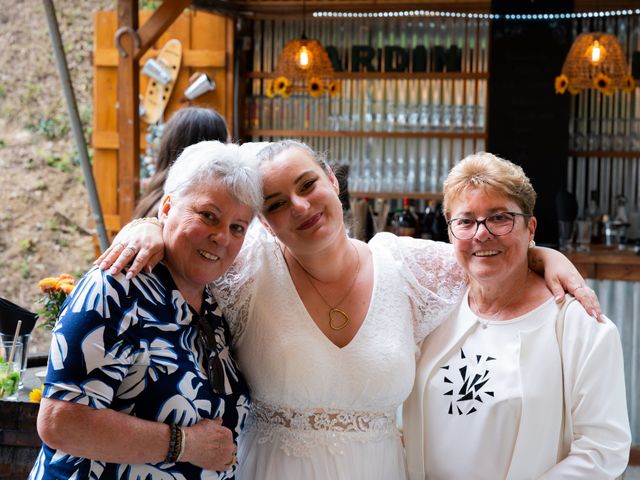 Le mariage de Gaetan et Cindy à Hagenthal-le-Bas, Haut Rhin 210