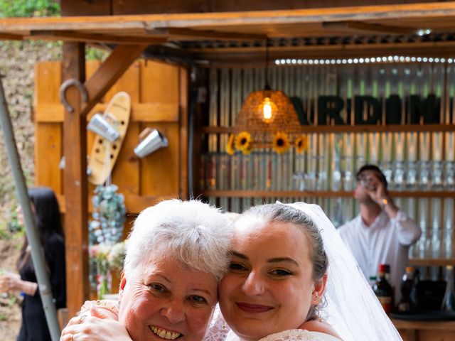 Le mariage de Gaetan et Cindy à Hagenthal-le-Bas, Haut Rhin 211