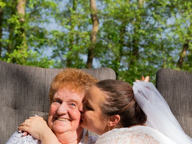 Le mariage de Gaetan et Cindy à Hagenthal-le-Bas, Haut Rhin 256