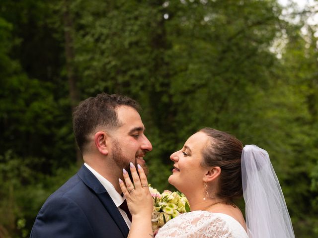 Le mariage de Gaetan et Cindy à Hagenthal-le-Bas, Haut Rhin 312
