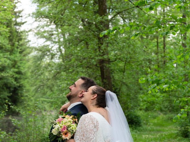 Le mariage de Gaetan et Cindy à Hagenthal-le-Bas, Haut Rhin 321