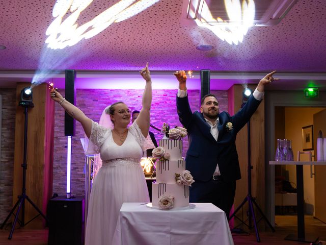 Le mariage de Gaetan et Cindy à Hagenthal-le-Bas, Haut Rhin 378