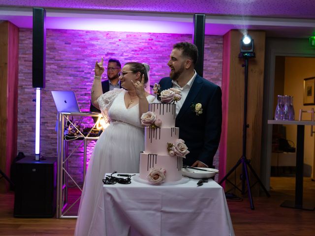 Le mariage de Gaetan et Cindy à Hagenthal-le-Bas, Haut Rhin 386