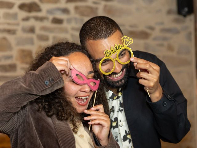 Le mariage de Florian et Natalia à Excideuil, Dordogne 94
