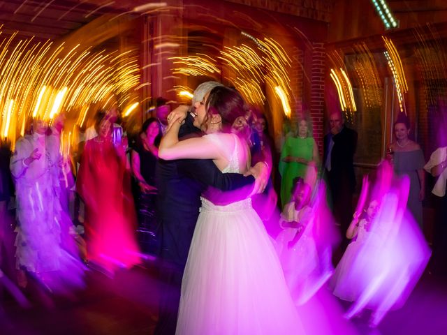 Le mariage de Florian et Natalia à Excideuil, Dordogne 99