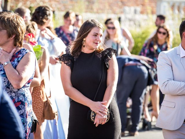 Le mariage de Lucian et Nadia à Douai, Nord 26