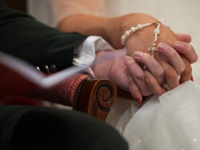 Le mariage de Christelle et Samson à Chaumont-en-Vexin, Oise 84