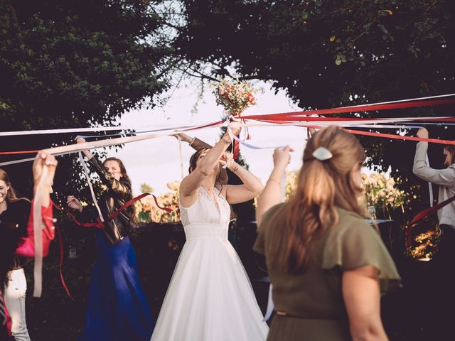 Le mariage de Granger et Sandra  à Guerchy, Yonne 7