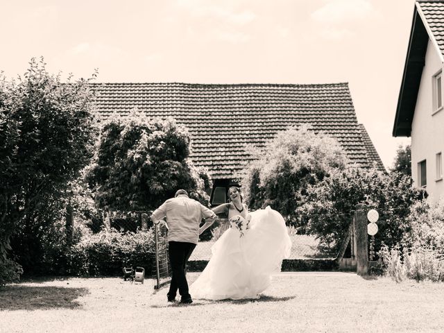 Le mariage de Marie et Maxime à Moyen-Muespach, Haut Rhin 8