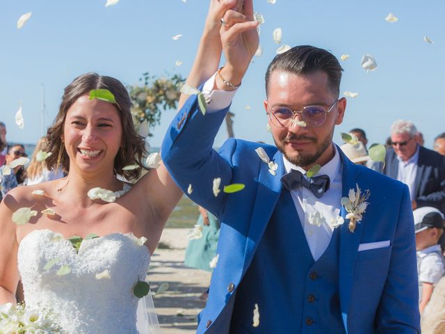 Le mariage de Joffrey et Denia à Ronce-les-Bains, Charente Maritime 23