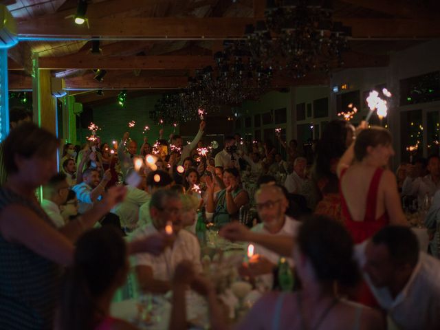 Le mariage de Joffrey et Denia à Ronce-les-Bains, Charente Maritime 31