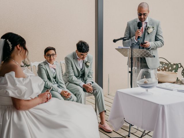 Le mariage de Chafik et Eva à Chambles, Loire 20