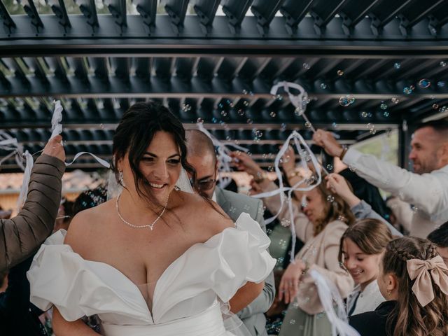 Le mariage de Chafik et Eva à Chambles, Loire 24