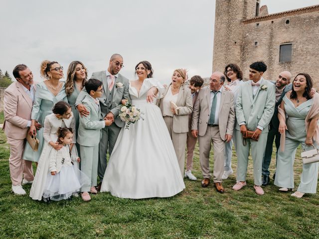 Le mariage de Chafik et Eva à Chambles, Loire 27