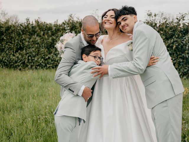 Le mariage de Chafik et Eva à Chambles, Loire 28