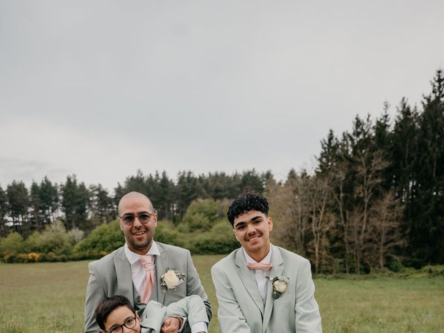 Le mariage de Chafik et Eva à Chambles, Loire 30