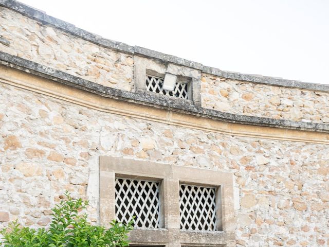 Le mariage de Mickaël et Hélène  à Alès, Gard 59