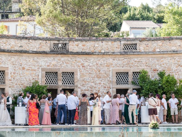 Le mariage de Mickaël et Hélène  à Alès, Gard 60