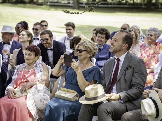 Le mariage de Alexander et Mélanie à Peyrins, Drôme 63